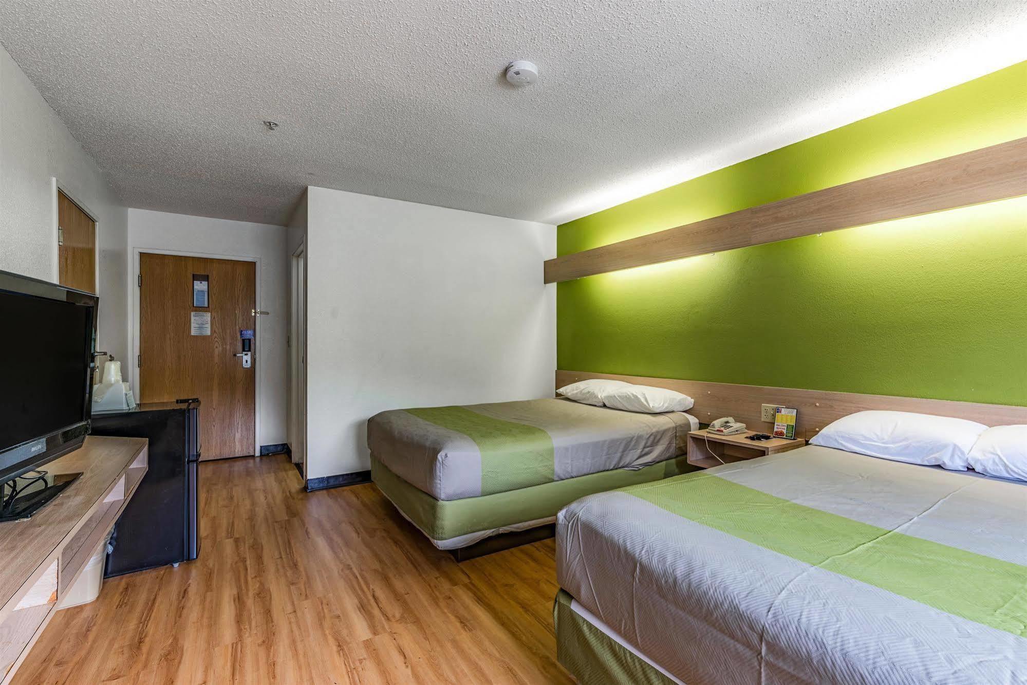 Motel 6-Charlotte, Nc - University Exteriör bild